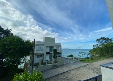 Casa de Alto Padrão, Balneário Perequê, Porto Belo SC