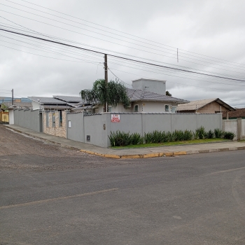 Casa de esquina com Edícula, Bairro Guarujá, Lages SC