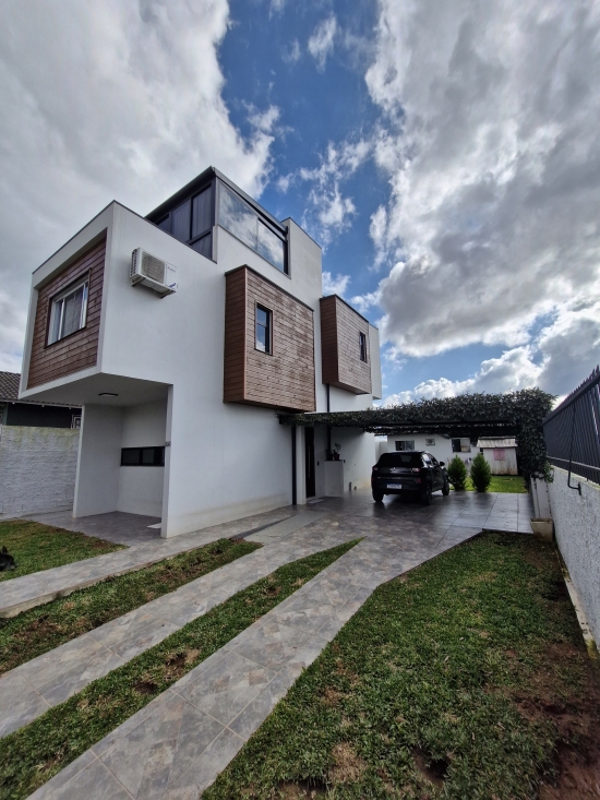 Casa com linda vista para cidade, Bairro Vila Nova, Lages SC.