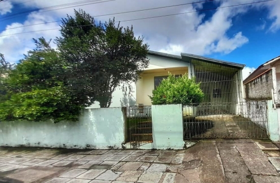 Casa Mista no Bairro Sagrado Coração de Jesus(Investimento), Lages SC.