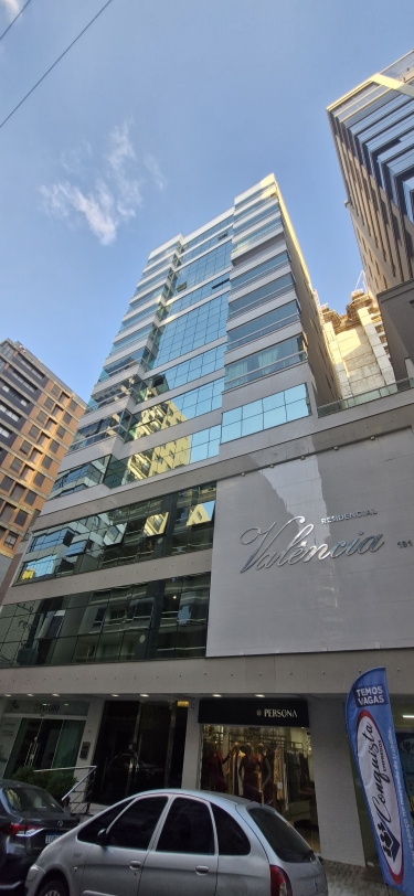 Residencial Val&ecirc;ncia, Meia Praia, Itapema SC.