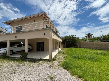 Casa no Bairro Vila Nova, Porto Belo SC.
