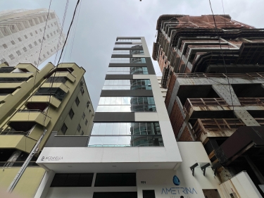 Cobertura Ametrina Residencial, Meia Praia, Itapema SC.